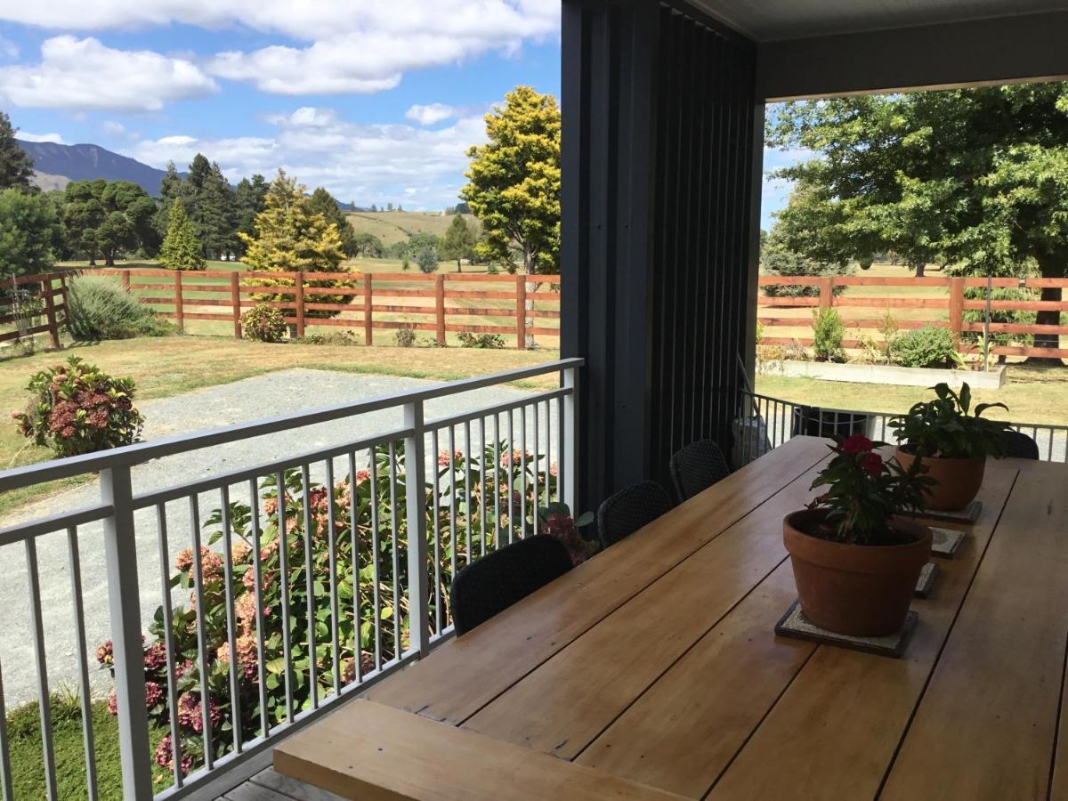 ماتاماتا Fairway Views B & B المظهر الخارجي الصورة